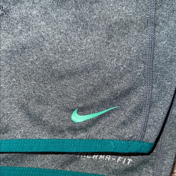Nike Size Large Hoodie- Therma-Fit Grey with Teal Sleeves & Hood Green ‘DO IT.’ - Picture 10 of 10
